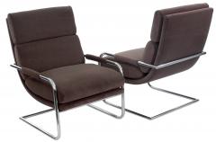 Milo Baughman Pair of Cantilevered Lounge Chairs by Milo Baughman - 162636
