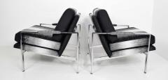 Milo Baughman Pair of Milo Baughman Lounge Chairs in New Upholstery by Romo - 1327468