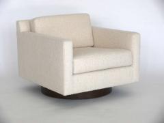 Milo Baughman Pair of Milo Baughman Style Swivel Chairs - 4481782