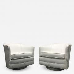 Milo Baughman Pair of Milo Baughman Style Swivel Lounge Chairs - 1676376