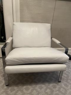 Milo Baughman Pair of Milo Baughman chrome lounge chairs in white leather - 4335065