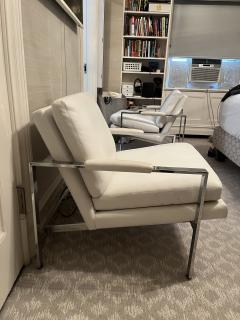 Milo Baughman Pair of Milo Baughman chrome lounge chairs in white leather - 4335066