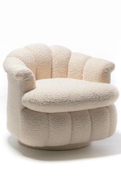 Milo Baughman Post Modern Ivory White Boucl Clam Shell Swivel Lounge Chairs - 2101338