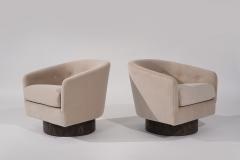 Milo Baughman Set of Swivel Chairs in Natural Mohair Milo Baughman C 1970s - 3590230