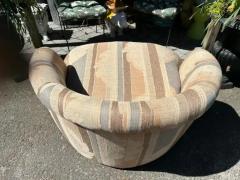 Milo Baughman Stylish Milo Baughman style Circular Round Swivel Lounge Chair Mid Century - 3982973