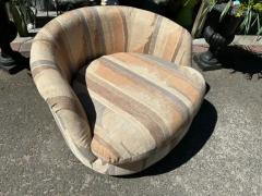 Milo Baughman Stylish Milo Baughman style Circular Round Swivel Lounge Chair Mid Century - 3983108
