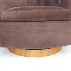 Milo Baughman Vintage Mid Century Barrel Swivel Lounge Chair by Milo Baughman Thayer Coggin - 2695569