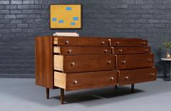 Milo Baughman Walnut Dresser by Milo Baughman for Glenn of California - 4596015