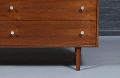 Milo Baughman Walnut Dresser by Milo Baughman for Glenn of California - 4596022