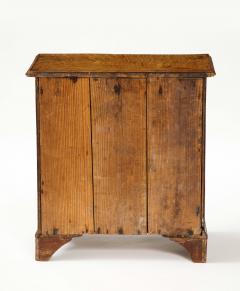 Miniature Oak Chest of Drawers Early 19th Century - 1805857