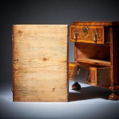 Miniature William and Mary 17th Century Diminutive Olive Oyster Chest C 1690 - 3127586
