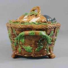 Minton Majolica Mallard Hare Game Pie Dish - 2444811