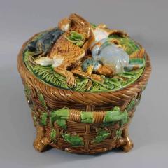 Minton Majolica Mallard Hare Game Pie Dish - 2444815