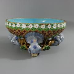 Minton Majolica Pigeon Centrepiece Bowl - 3683657