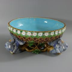 Minton Majolica Pigeon Centrepiece Bowl - 3683659