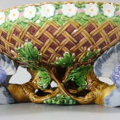 Minton Majolica Pigeon Centrepiece Bowl - 3683661