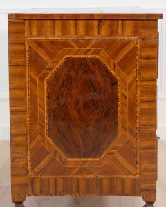 Modenese 18th century Louis XVI walnut chest of drawers with various woods and i - 4611805