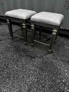 Modern Mirrored Stool in Linen Fabric 2 available  - 4481595