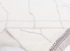 Modern Moroccan Rug - 3588364