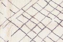 Modern Moroccan Rug - 3588369