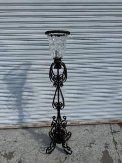 Modern Wrought Iron Floor Lamp with Blownglass shade - 4365086