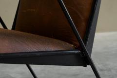 Modernist Dutch Lounge Chair in Enameled Steel and Patinated Brown Leather 1950s - 4394498