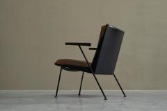 Modernist Dutch Lounge Chair in Enameled Steel and Patinated Brown Leather 1950s - 4394516