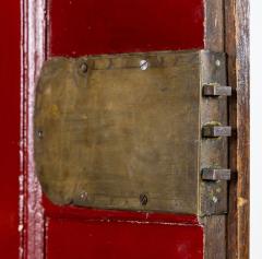 Monumental 17th Century Dutch Cabinet in Sculpted Oak - 4581642