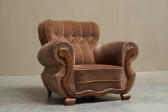 Monumental Art Deco Lounge Chair in Velvet and Oak 1930s - 4468590