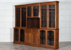 Monumental English Oak Glazed Breakfront Display Cabinet Bookcase - 2989599