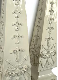 Monumental Pair of Italian 1950s Neoclassical Style Obelisk form Ceramic Lamps - 4521569