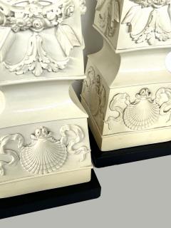 Monumental Pair of Italian 1950s Neoclassical Style Obelisk form Ceramic Lamps - 4521571