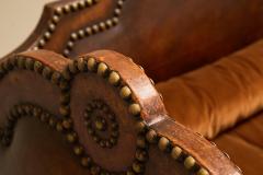 Monumental Sofa in Patinated Brown Leather Studs and Velvet Late 19th Century - 4582498