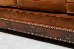 Monumental Sofa in Patinated Brown Leather Studs and Velvet Late 19th Century - 4582499