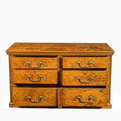 Morel and Seddon A fine George IV burr oak chest of drawers in the manner of Morel and Seddon - 1783669