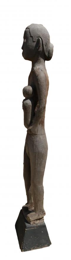 Mother and Child from Hampatong Ngaju Dayak Benu aq Central Kalimantan Borneo - 4588938