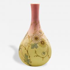 Mount Washington Burmese Art Glass Vase c 1886 - 139989