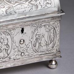 Museum Grade Mid 17th Century Dutch Engraved Silver Wedding Coffin or knottekist - 3231684