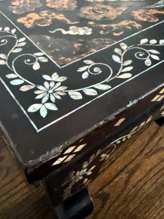 Musuem Quality Antique Korean Table with superb Inlay Joseon Dynasty - 4289315