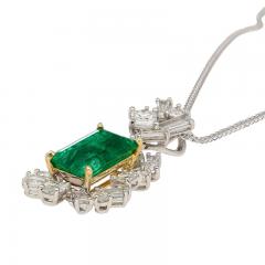 Muzo Vivid Green Colombian Emerald Pendant Necklace with Diamonds in 18K Gold - 3509994