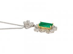 Muzo Vivid Green Colombian Emerald Pendant Necklace with Diamonds in 18K Gold - 3509995