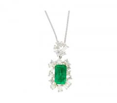 Muzo Vivid Green Colombian Emerald Pendant Necklace with Diamonds in 18K Gold - 3509997