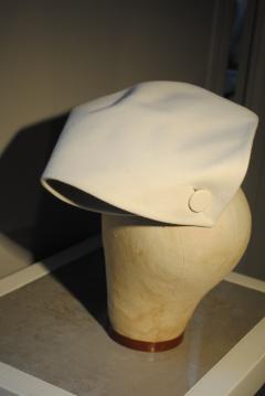 NINA RICCI Nina Ricci Couture Hat and Original Hatbox - 4648683