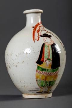 Nanban Tokkuri Ceramic Saki Bottle - 3812616