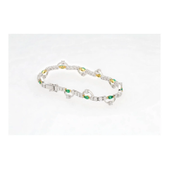 Natural 0 72 Carat Emerald 2 08 Carat Diamond Charm Bracelet in 18K Gold - 3640719