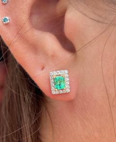 Natural Emerald Stud Earrings with diamond halo in 18k Solid Gold - 3510040