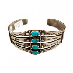 Navajo Dine bracelet with stacked oval turquoise stones - 4097576