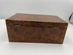 Neoclassical Box Walnut Veneer South Germany circa 1860 - 3036776