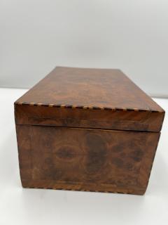 Neoclassical Box Walnut Veneer South Germany circa 1860 - 3036780