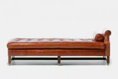 Neoclassical Daybed in Antique Chestnut Leather with Walnut and Brass Base - 3253680